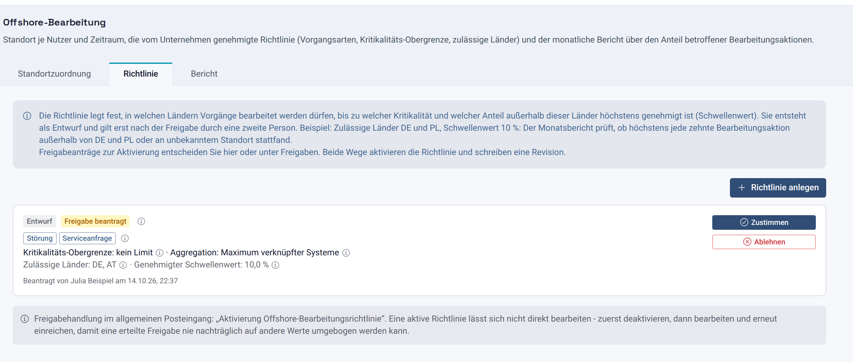 Richtlinie mit beantragter Freigabe und den Knöpfen Zustimmen und Ablehnen für die zweite Person