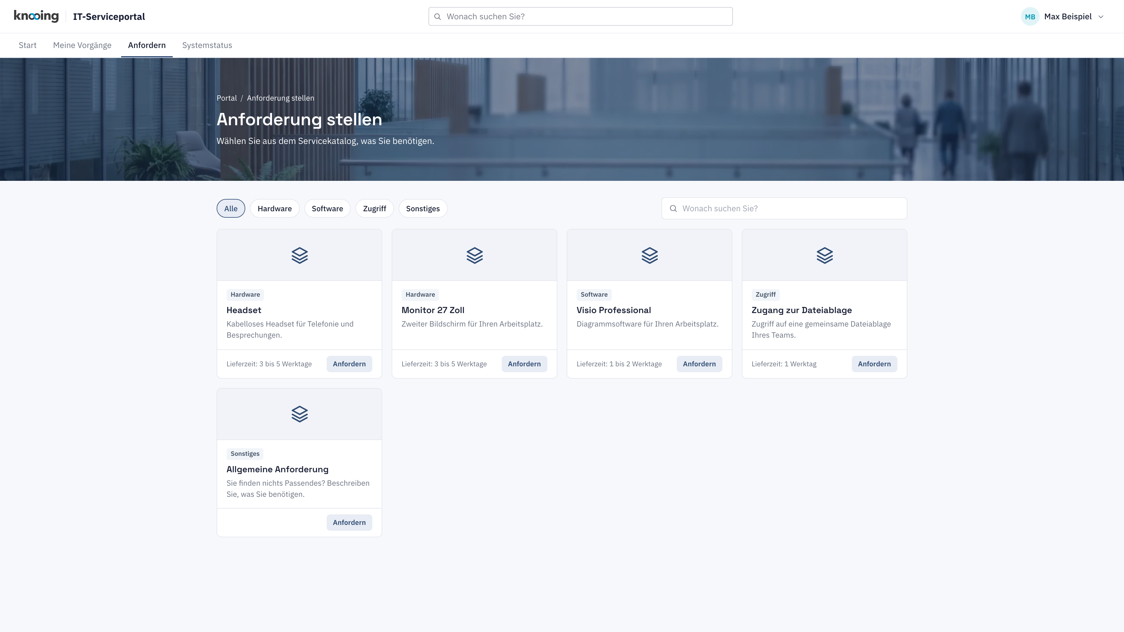 Portal Anforderung stellen mit den Warengruppen, der Suche und den Kacheln des Katalogs, darunter Monitor 27 Zoll